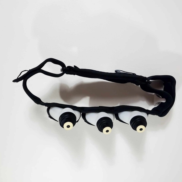 Adidas 3-Flask Hydration Running Belt with Front Zippered Pouch - Black - Picture 5 of 12